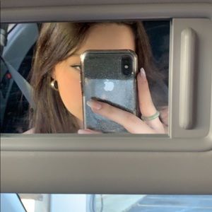 Meet your Posher, Cora